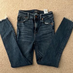 abercrombie jeans